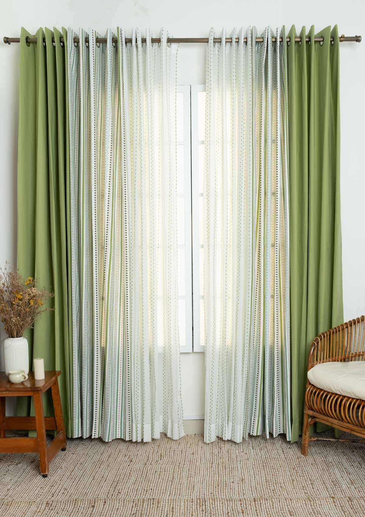 Curtain